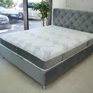 Krevet Chester u salonu